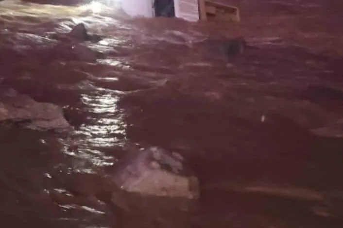 عاجل :أنباء عن ضحايا جراء غرق سيارة بسائلة بلة في لحج 1 IMG 20240712 WA0329