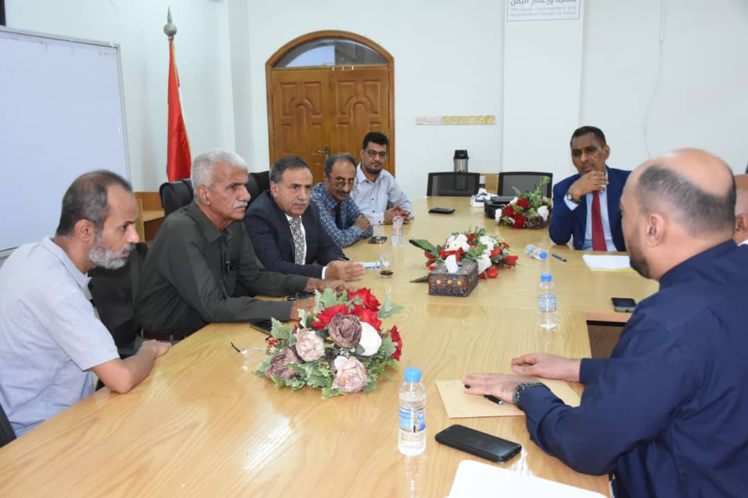 رئيس جامعة عدن يترأس اجتماعاً بلجنة التصنيف بالجامعة 1 IMG 20240725 WA0151