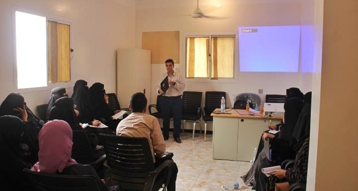 مركز المرأة للدراسات والتدريب والتنمية المستدامة يقيم ورشة تدريبية حول توظيف الذكاء الاصطناعي في التطبيقات البحثية 1 IMG 20240722 143407