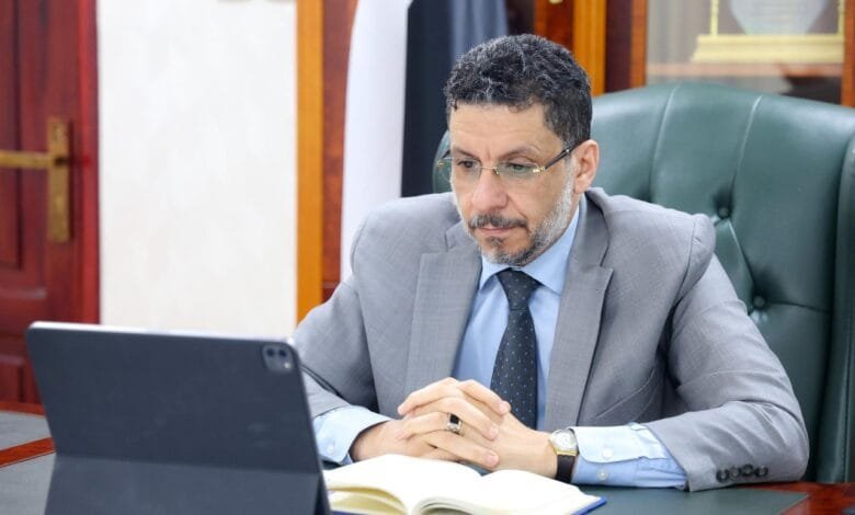 رئيس الوزراء يلتقي سفراء الاتحاد الأوروبي لدى اليمن 1 IMG 20240729 154134 376