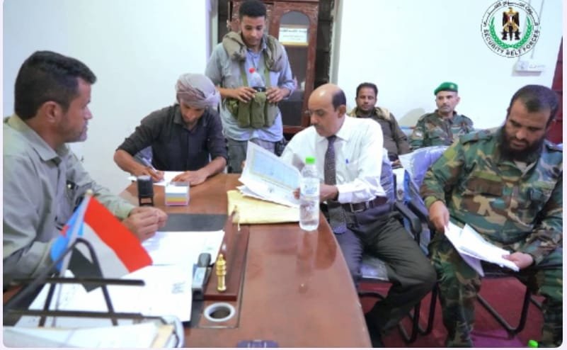 رئيس شعبة السجون بالنيابة العامة يتفقد مقر التوقيف بالقيادة العامة للحزام الأمني ويؤكد سلامة إجراءاته القانونية 1 Screenshot ٢٠٢٤ ٠٧ ٢٣ ٢٢ ٥٤ ٢٧ ٥٤٨ edit org.telegram.messenger
