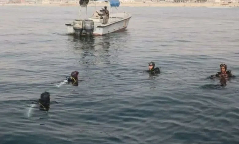 وفاة شخص غرقاً في مياه البحر بالمكلا وإنقاذ سبعة آخرين 1 image 870x 669224ae12161