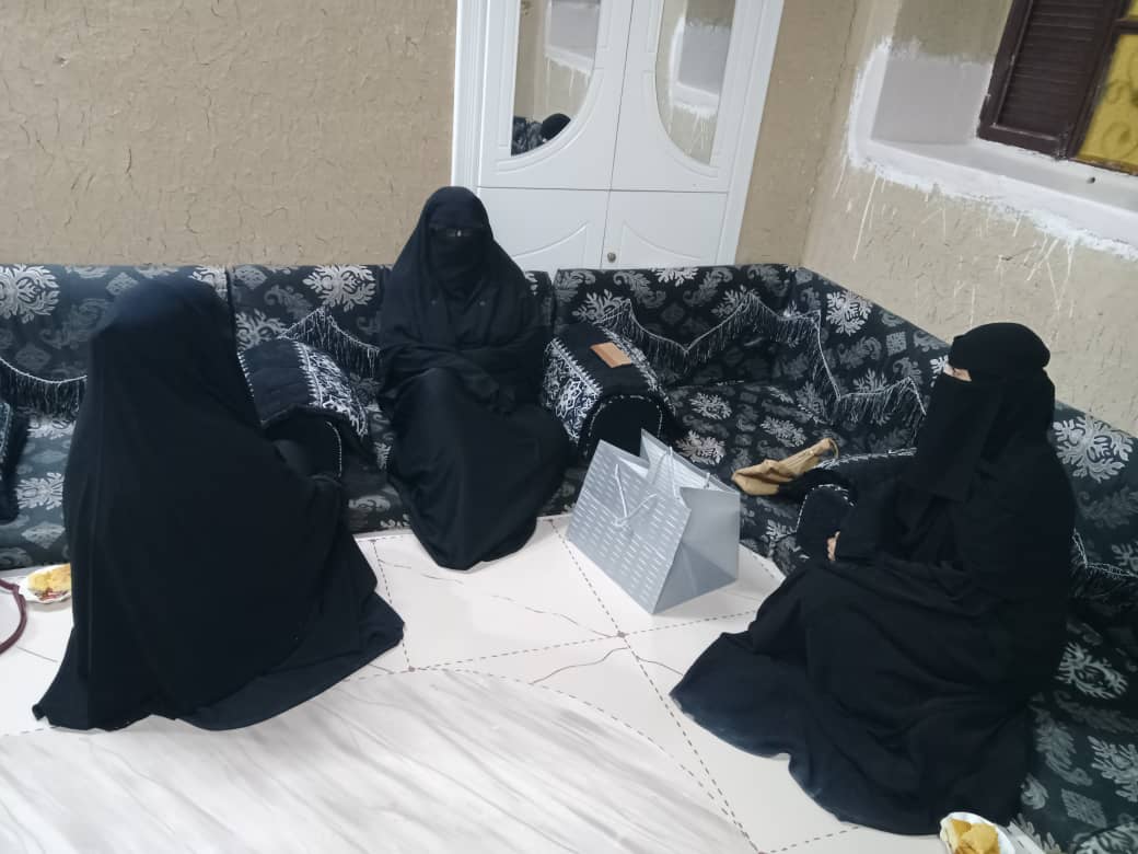 دائرة المرأة بالهيئة التنفيذية لمؤتمر حضرموت الجامع بتريم تنفذ نزولها للشخصيات التربوية النسوية 1 IMG 20240801 WA0174