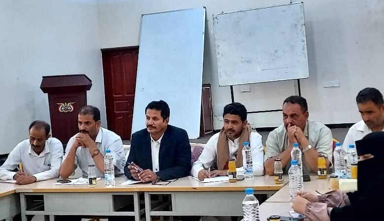 نائب وزير التربية يناقش آلية الارتقاء بالعملية التعليمية والتعليم الأهلي بمحافظة مأرب 1 IMG 20240806 WA0263