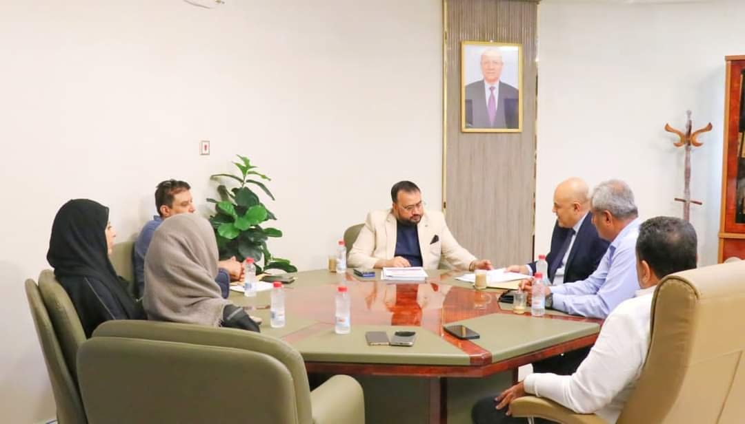 وزير الأشغال يناقش مع محافظ تعز جهود استكمال المشاريع التنموية 1 IMG 20240806 WA0306