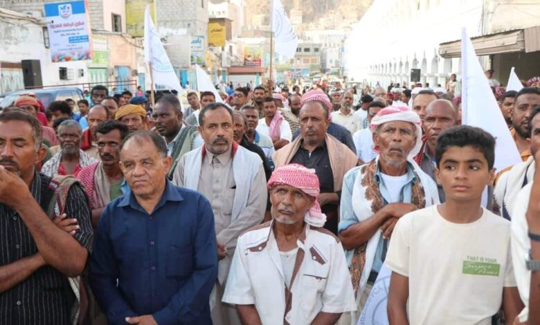 وقفة احتجاجية سلمية حاشدة في المكلا للمطالبة بحقوق حضرموت المشروعة في العزة والثروة واستقلالية القرار 1 IMG 20240813 WA0252