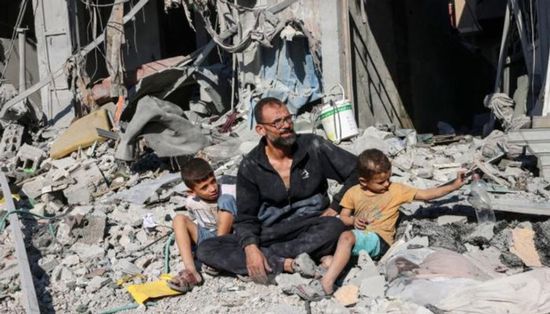 الدفاع المدني: مقتل 10 فلسطينيين في قصف إسرائيلي على مدرسة في مدينة غزة 1 IMG 20240820 133907 675
