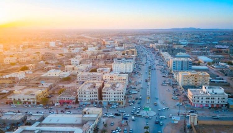 احتجاجات وتسليم بالقوة لمدير مكلف بمهام المعاشات في شبوة 1 IMG 20240828 204347 924