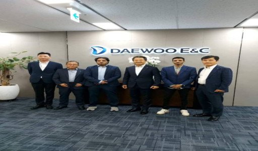مصادر تكشف عن المرافق الشخصي لوزير الكهرباء.. مهندس وليس مترجم 1