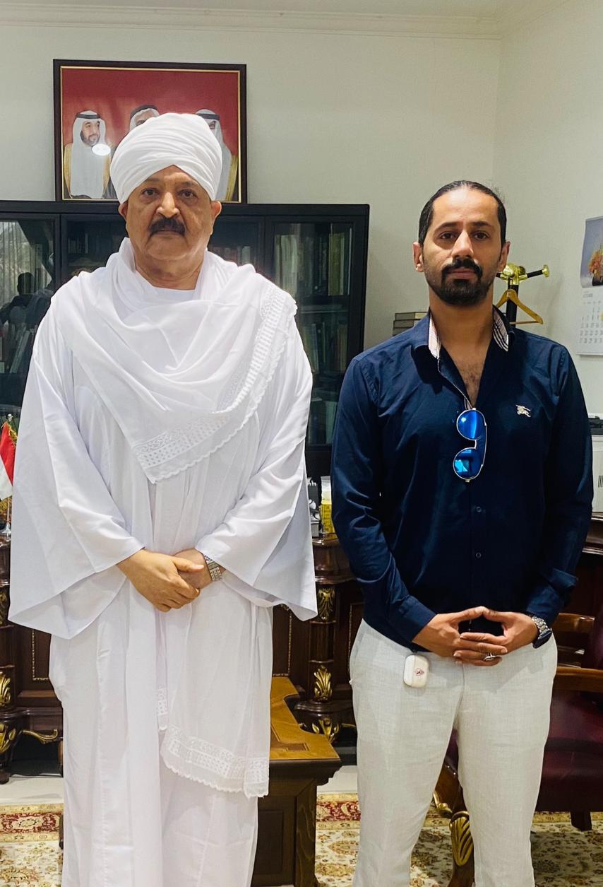 المدير التنفيذي لمؤسسة الفارس يبحث مع السفير السوداني سبل تعزيز العلاقات الاقتصادية والثقافية بين اليمن والسودان. 1 IMG 20240930 WA0343