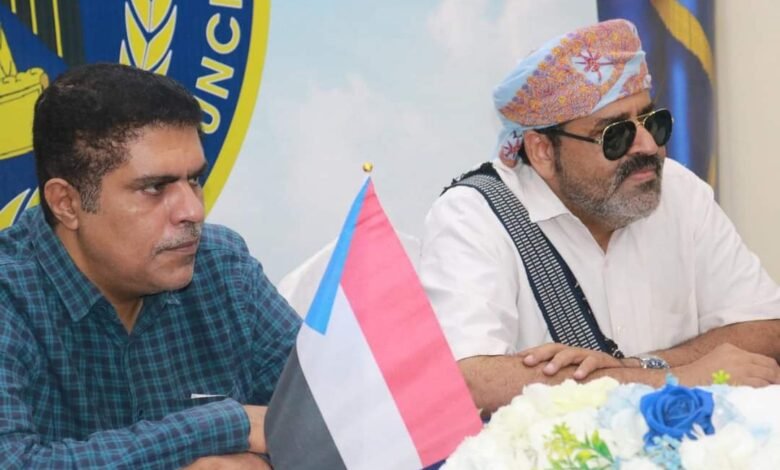 نائب رئيس اللجنة الاستشارية لمعالجة قضايا الثأر والنزاعات يؤكد دعم مليونية الهوية الجنوبية بحضرموت 1 IMG 20241011 WA0061