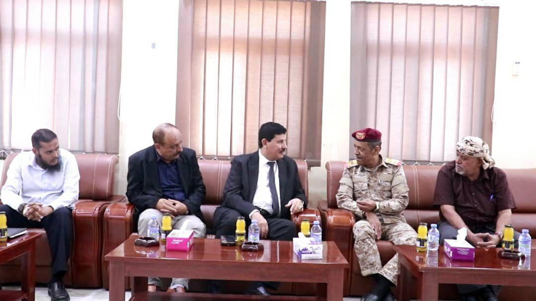 رئيس اللجنة الوطنية للتحقيق يلتقي قائد المنطقة العسكرية الثانية 1 IMG 20241030 WA0065