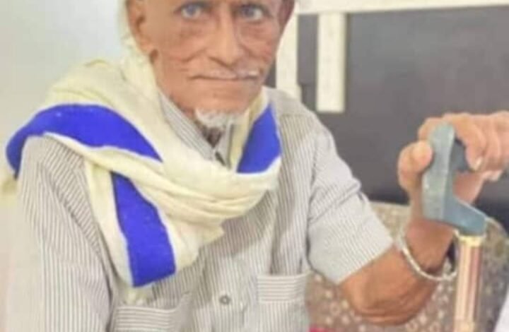 السلطة المحلية بمديرية المسيلة تعزّي في وفاة الشيخ أحمد بن عمر بن أحمد بن معيلي شيخ عام قبيلة آل معيلي بالمهرة 1 Screenshot ٢٠٢٤١٠٢٢ ٠٠٢٦٣٠ WhatsApp
