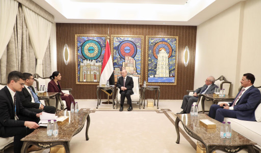 الرئيس العليمي يبحث في المستجدات الوطنية والاقليمية مع سفيرة المملكة المتحدة 1