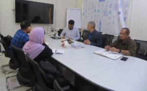 مكتب تنسيق الاعمال المتعلقه بالالغام (YMACC) يستقبل وفد الوكاله السويسريه للتعاون الانمائي (SDC)