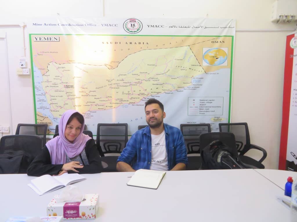 مكتب تنسيق الاعمال المتعلقه بالالغام (YMACC) يستقبل وفد الوكاله السويسريه للتعاون الانمائي (SDC)