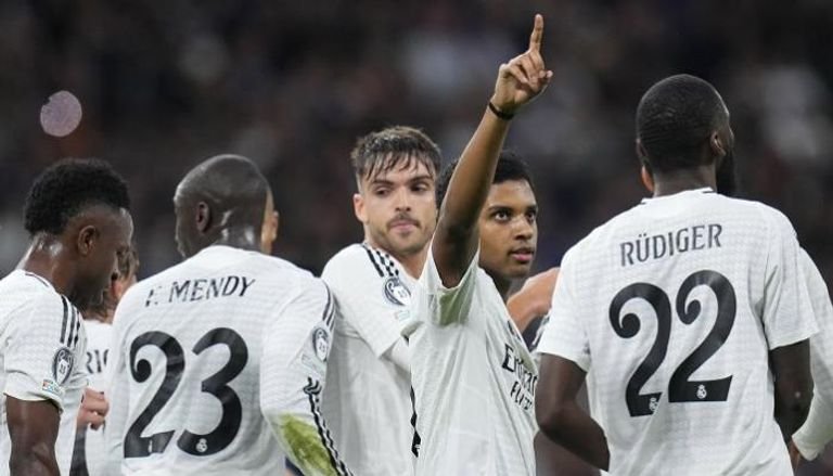 حدث تاريخي.. ريال مدريد يتصدّر «دوري المال لكرة القدم» 1 138 134329