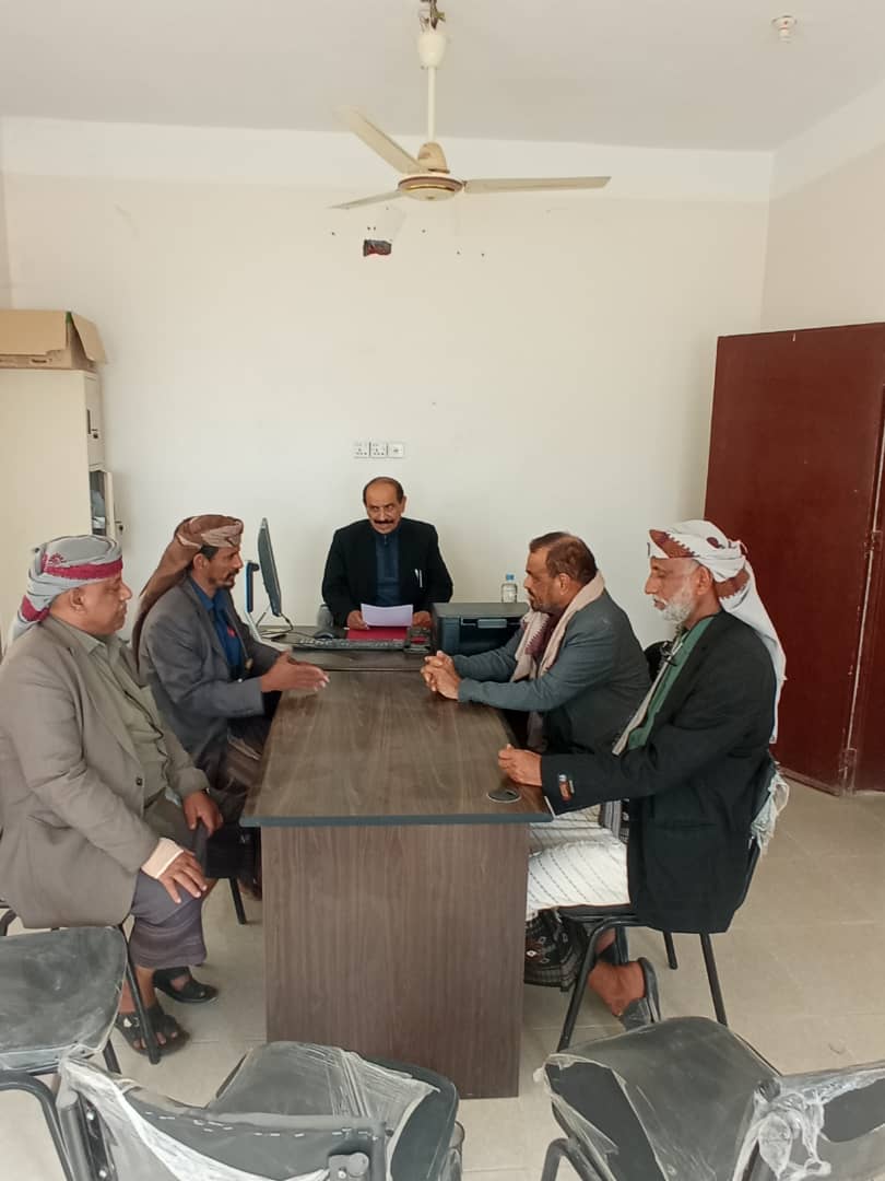 بحضور الوكيل الدغاري عُقد اجتماع استثنائي لقيادة حلف قبائل شبوة لمناقشة أهم المستجدات في المحافظة 1 IMG 20250123 WA0112