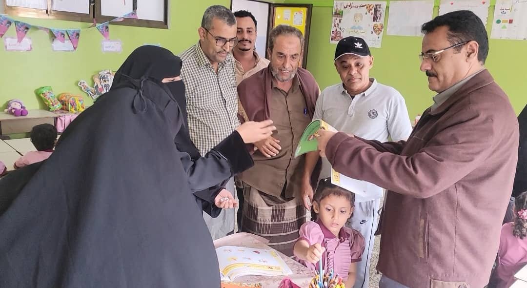 مدير عام المنصورة الداؤودي يشيد بجهود إدارة روضة معين في تنمية وإبداع الطفولة 1 IMG 20250124 WA0142