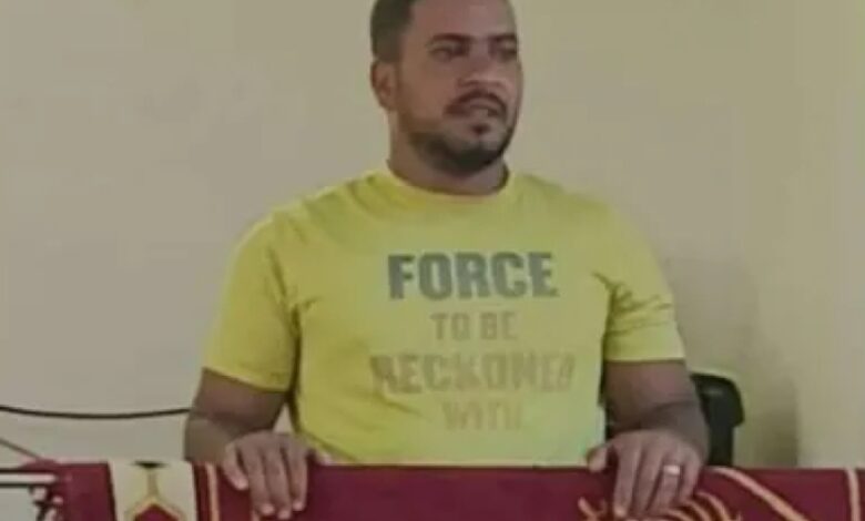 مأساة تكشف النقاب .. كيف أثارت وفاة شاب داخل إدارة مكافحة المخدرات غضب المجتمع الحضرمي؟ 1 IMG ٢٠٢٥٠١٢٤ ١١٢٠٠٠