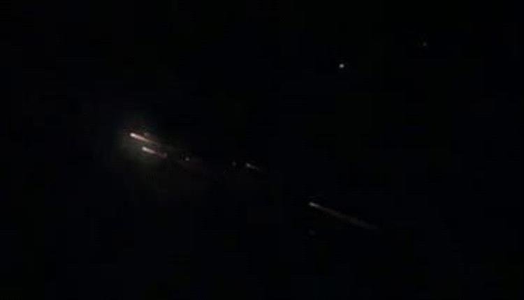 أجسام مشتعلة في سماء جازان .. هل هي ظاهرة غامضة أم حطام فضائي صيني؟ 1 f1dfbb55 2a5d 47ce 8722 5545ac3cca77