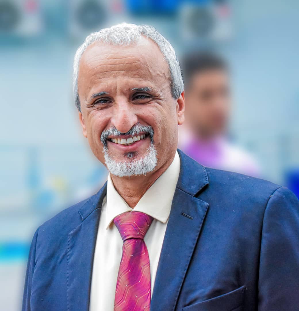 لا ينتمي لحزب واعماله على أرض الواقع مشهودة اكثر من 25عام وتحديدا في مجاله الصحي والأكاديمي لهذا أشاد به الجميع فأصبح رجل توافقي مقبول عند كل الأطراف.. من هو؟ 1 IMG 20250212 WA0200