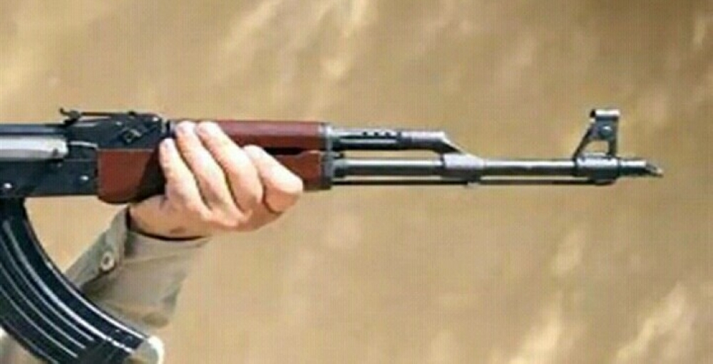 جريمة تهز إب .. مسلح يقتل شقيقين ويصيب آخر لهذا السبب 1 1520393