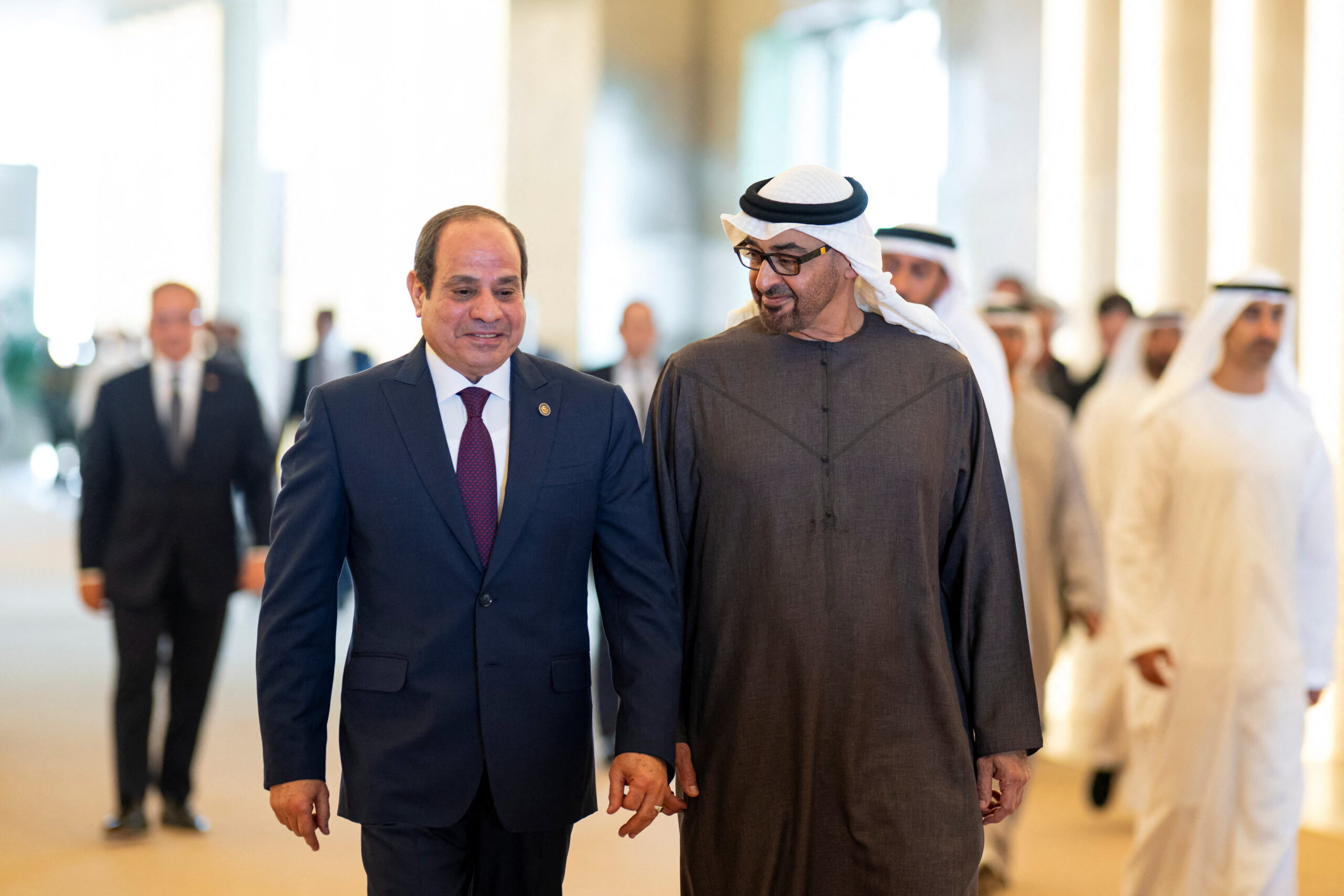 صفعة من السيسي لتل أبيب؟ .. خبير يكشف خفايا الخلاف المصري القطري 1 2025 01 16T171230Z 293176561 RC2ZACAP1K1H RTRMADP 3 EMIRATES EGYPT scaled