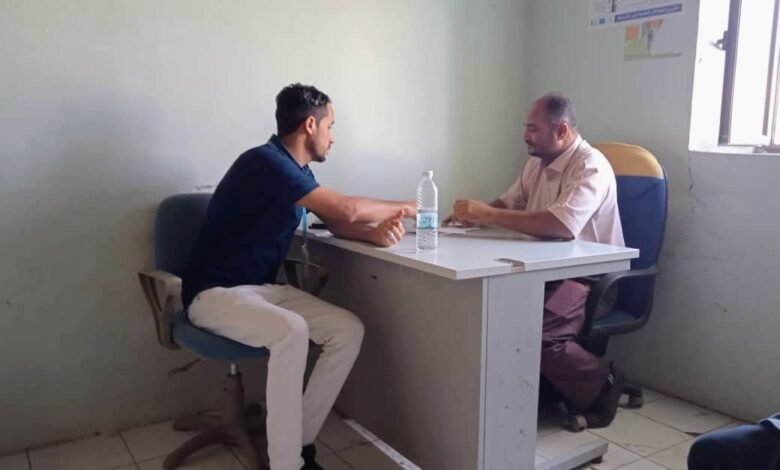 مأمور مديرية الضالع يوقع على الاستلام الابتدائي لمشروع المحميات الزراعية 1 IMG 20250407 WA0043
