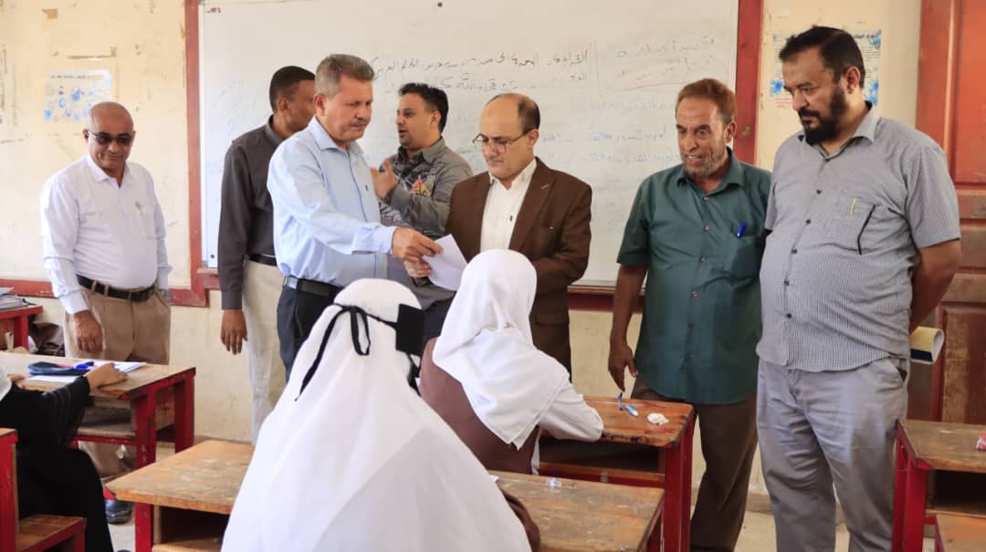 مدير عام دار سعد يتفقد سير عملية الامتحانات النهائية لمراحل النقل الداخلي للعام الدراسي 2024_2025 1 IMG 20250422 WA0158