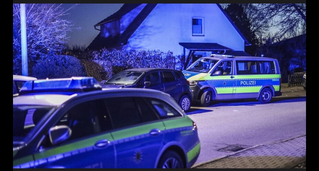 Screenshot ٢٠٢٥ ٠٤ ٢٠ ١٦ ٤٤ ٣٣ ٩٩٩ com.word .ajjel edit