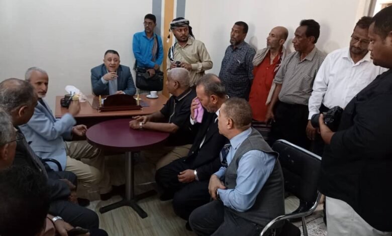 الوكيل الشبحي وأمين محلي أبين الحامد يقوما بزيارة تفقدية لمعهد الدكتور امين ناشر للعلوم الصحية بأبين 1 IMG 20250624 WA0017