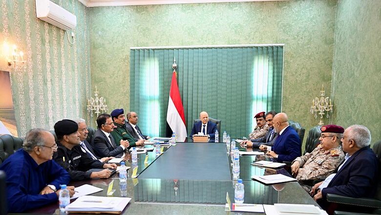 رئيس مجلس القيادة يعقد اجتماعا باللجنة الأمنية العليا بحضور رئيس الوزراء 1 IMG 20250628 WA0032