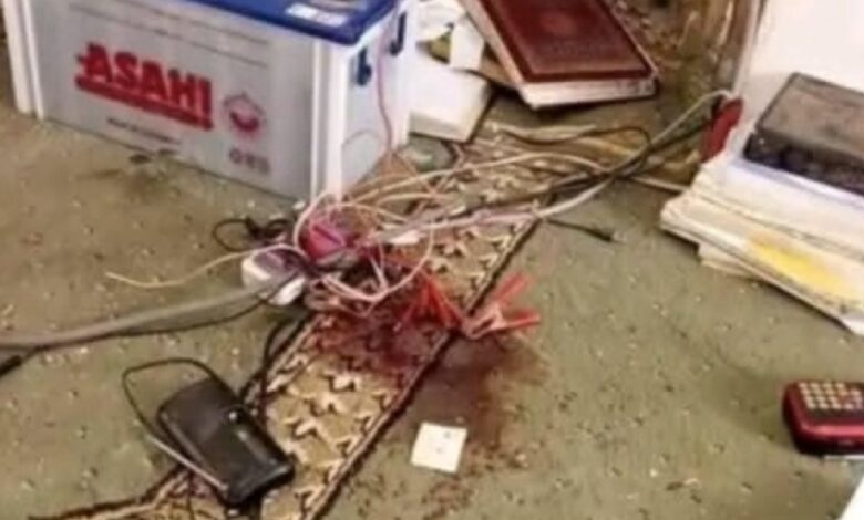 جريمة مروعة داخل المسجد .. إعدام إمام ومصلين أثناء الصلاة في عمران 1 IMG ٢٠٢٥٠٦٣٠ ١٢٠٩٠٧