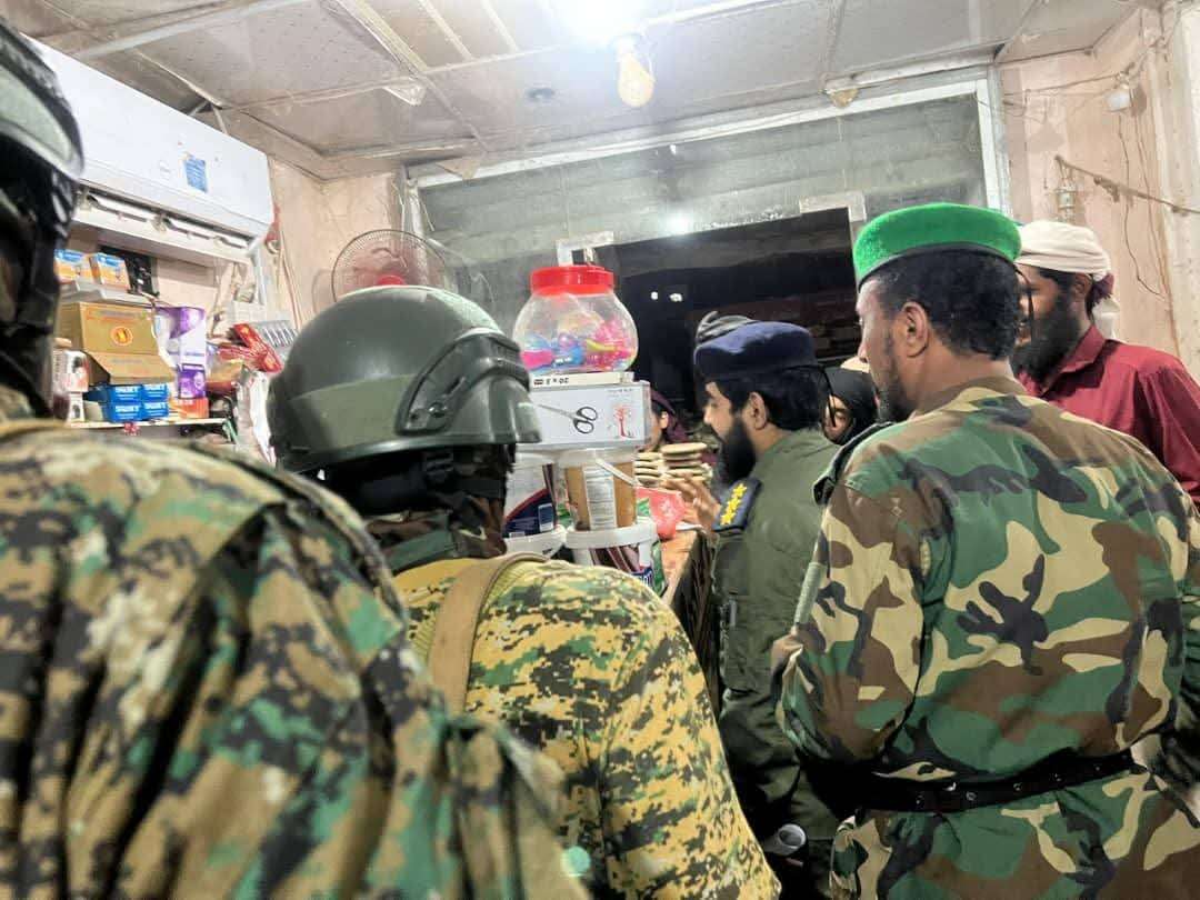 مداهمة أمنية للمحلات التجارية في عدن..(تفاصيل) 1 688bcb0fafd24