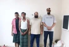 شرطة مديرية شحن بمحافظة المهرة تضبط أجنبيين دخلا البلاد ب.طـ.ـر.ـيـ.ـقـ.ـة غـ.ـيـ.ـر شـ.ـر.ـعـ.ـيـ.ـة 6 IMG 20250723 WA0007