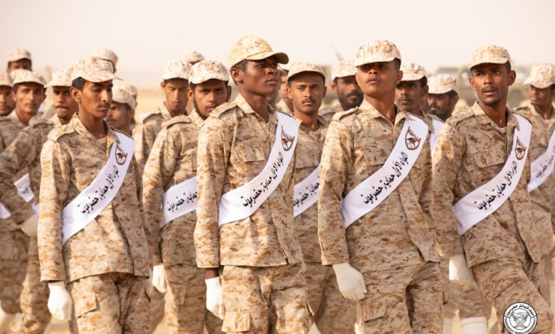 اللواء الأول بـ ـقـ ـوات حـ ـمايـ ـة حضرموت يحتفل بتخرّج الدفعة الأولى من دورة الاستجداد 1 IMG 20250731 WA0044