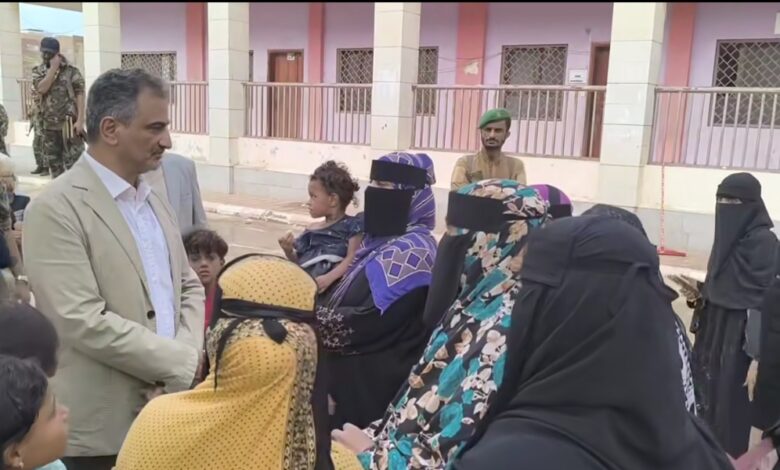 محافظ العاصمة عدن يتفقد الأضرار الناجمة عن سيول الحسوة والبريقة 1 20250824 adenmedia 3