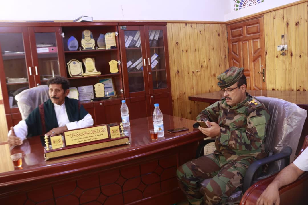 المهرة: نائب مدير الامن مدير البحث الجنائي يزور مديرية شحن لبحث سبل التعاون الأمني وتعزيز التنسيق المشترك 1 IMG 20250807 WA0011