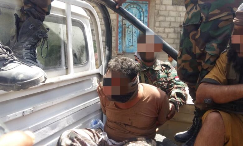 أبين: حملة أمنية ناجحة تستهدف الـ.ـمـ.ـهـ.ـربـ.ـيـ.ـن والـ.ـمـ.ـتـ.ـاجـ.ـريـ.ـن بالبشر 1 IMG ٢٠٢٥٠٨١٣ ٠٢٠١٣٨