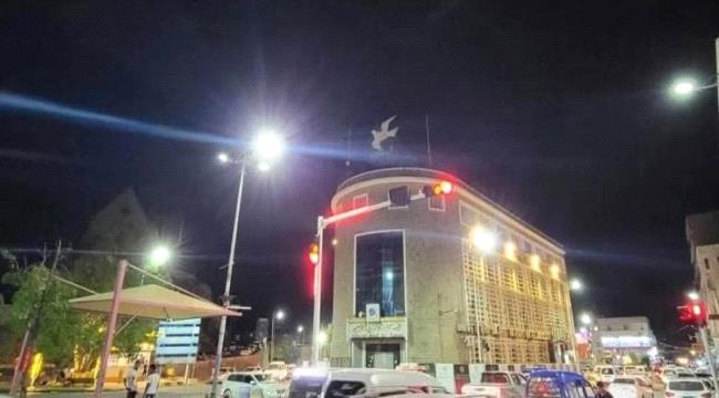 ارتياح شعبي واسع من تركيب إشارات المرور بشوارع العاصمة عدن 1 de99a97a eb81 43a3 9c95 75638c4c171d