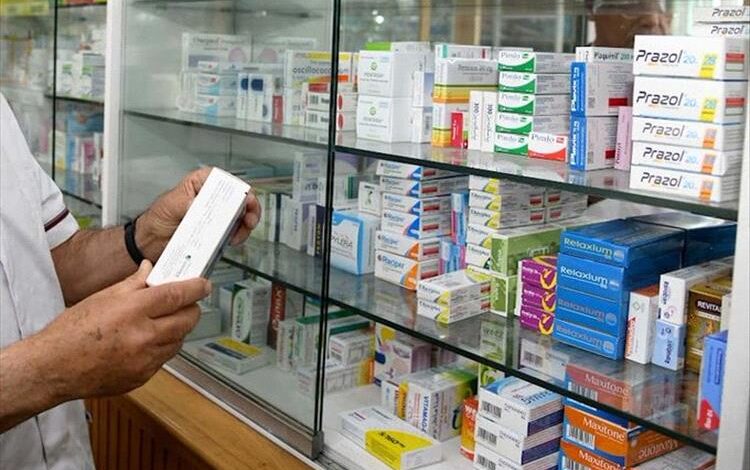 تحذيرات من أزمة وشيكة في سوق الدواء ونداءات عاجلة لوقف العبث 1 20250901 adenmedia