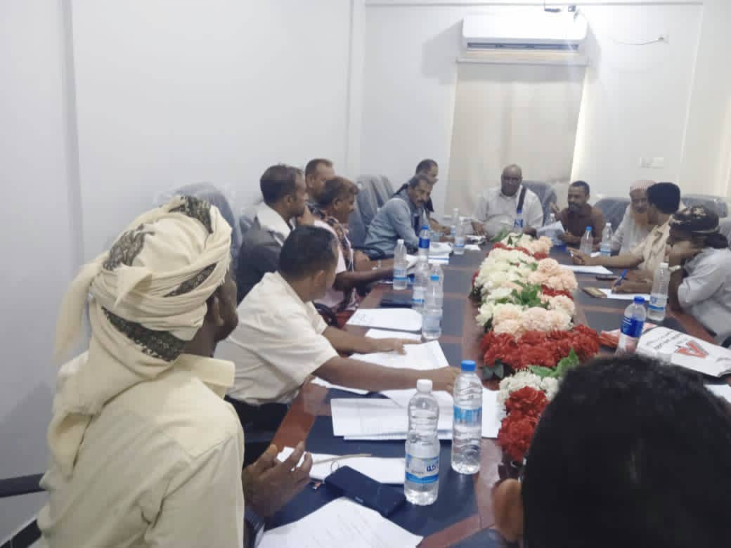 المكتب التنفيذي بمديرية المضاربة يعقد اجتماعه الشهري، ويكلف لجنة مشتركة لمتابعة ضبط أسعار الأدوية 1 IMG 20250904 WA0012