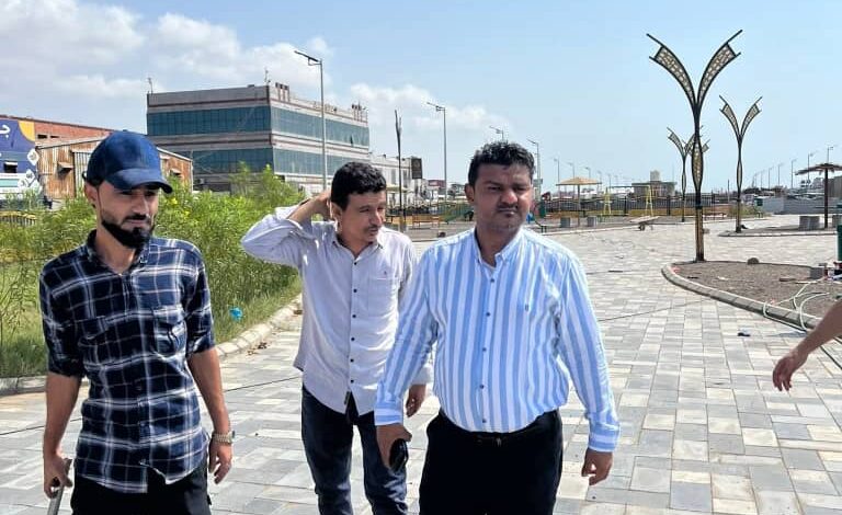 مدير عام مديرية الشيخ عثمان يتفقد اليوم مشروع “فاملي جاردينس” ويطّلع على سير العمل في الأقسام B و C 1 IMG 20250921 WA0018