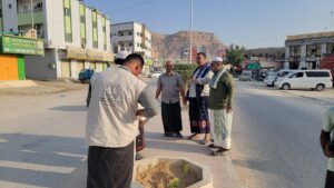 بدعم مؤتمر حضرموت الجامع وحلف القبائل .. انطلاق مشروع تشجير شوارع تريم بمشاركة وحدة النظافة وهيئة البيئة 2 IMG 20250925 WA0031