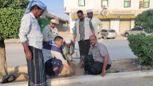 بدعم مؤتمر حضرموت الجامع وحلف القبائل .. انطلاق مشروع تشجير شوارع تريم بمشاركة وحدة النظافة وهيئة البيئة 3 IMG 20250925 WA0037