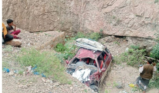 حـ ـادث مـ ـروع على الطريق الرابط بين عدن وتعز يودي بحـ ـياة شابين ويـ ـصـ ـيب آخرًا 1 lewv4jURPO7vEta5NMFav4QEeuA5zTirNcLGYFWL