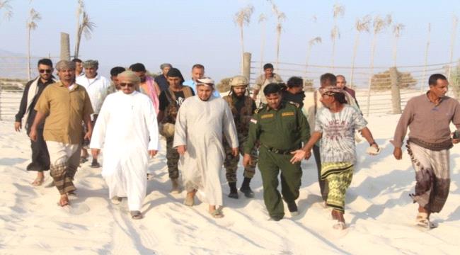 محافظ سقطرى يتفقد مخيم عومق السياحي ويشدد على تنشيط السياحة بالمحافظة 1 018f4c1f 7f17 483b 87f3 9cb9333669a5