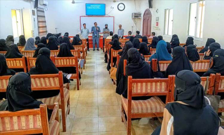 كلية اللغات والترجمة بجامعة عدن تدشّن عامها الأكاديمي الجديد وسط أجواء تفاؤلية 1 20251004 adenmedia 7
