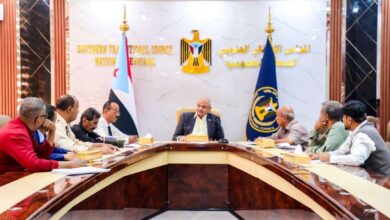 فريق التوجيه والرقابة الرئاسي يلتقي المفوضية الجنوبية المستقلة لمكافحة الفساد بالعاصمة عدن 6 690332a5dc120